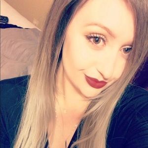 Meet your Posher, Tiffany